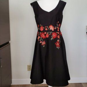 Karen Millen - Black just below the knee flower embroidered dress